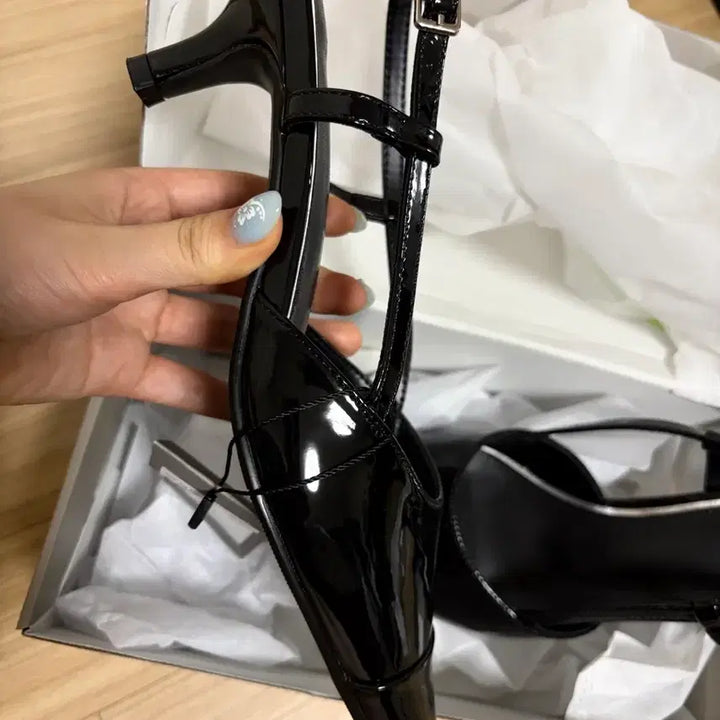 [BUNJANG] Shoopen Patent Stiletto Slingback Kitten Heels (Size 245) / 급처) 슈펜 유광 스텔레토 슬링백 키튼힐 새상품245