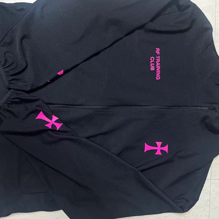 [BUNJANG] Raffinato Windbreaker Hot Pink Logo / 라피나토 윈드브레이커 S