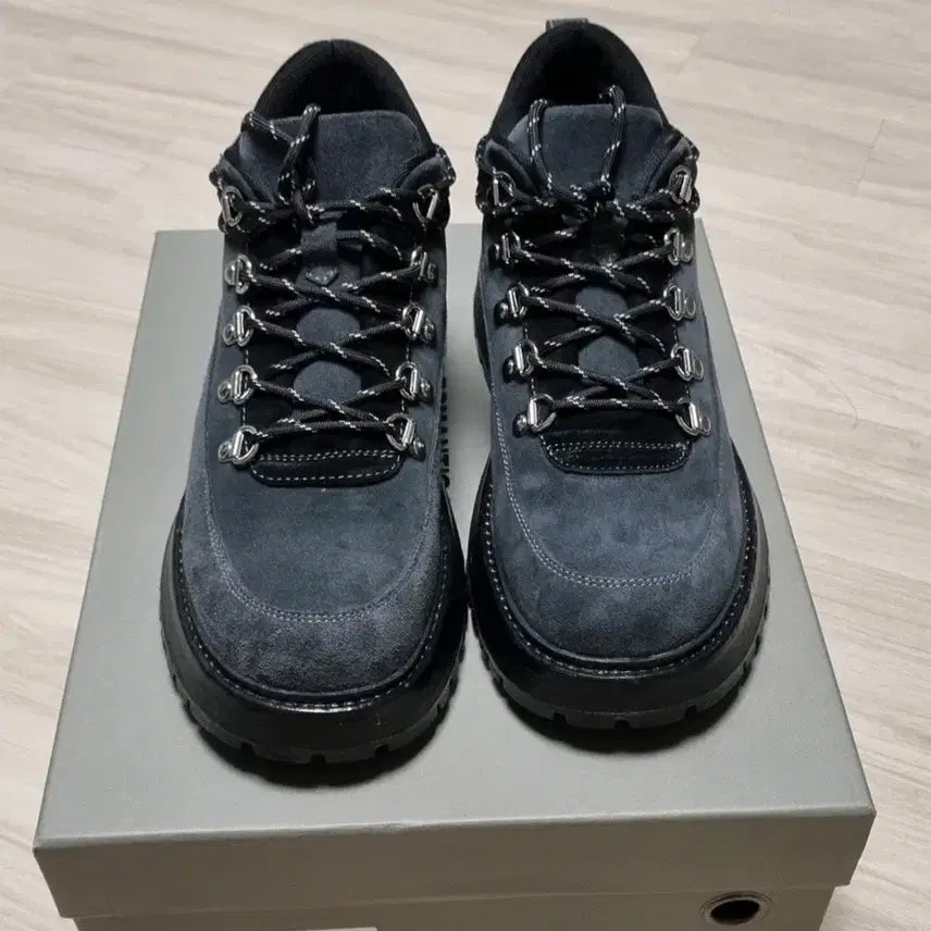 [BUNJANG] Romantic Move The Summit Mountain Boots Charcoal Size 270 / [270] 로맨틱무브 더 서밋 마운틴 부츠 차콜