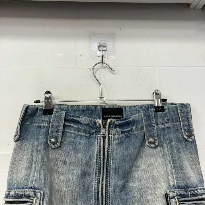 [BUNJANG] Calvin Klein Y2K Denim Cargo Mini Skirt / CK 캘빈 Y2K 데님 카고 미니 스커트