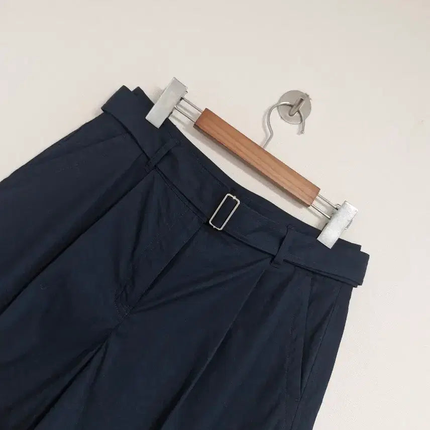 [BUNJANG] Hazzys Belt Shorts / 헤지스 반바지