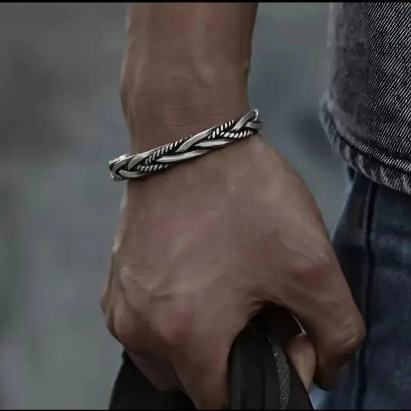 [BUNJANG] 925 Sterling Silver Twist Bangle Bracelet for Men / 925 꼬임 뱅글 남자팔찌(새상품)