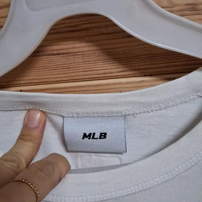 [BUNJANG] MLB Cropped T-Shirt White / MLB 크롭 반팔티