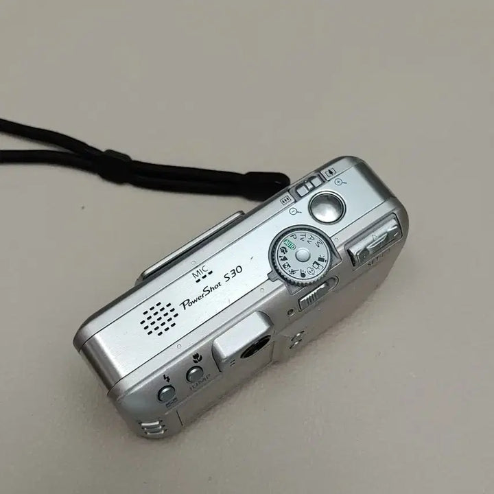 [BUNJANG] Canon PowerShot S30 Digital Camera with Accessories / 캐논 파워샷 S30 디지털 카메라 및 구성품