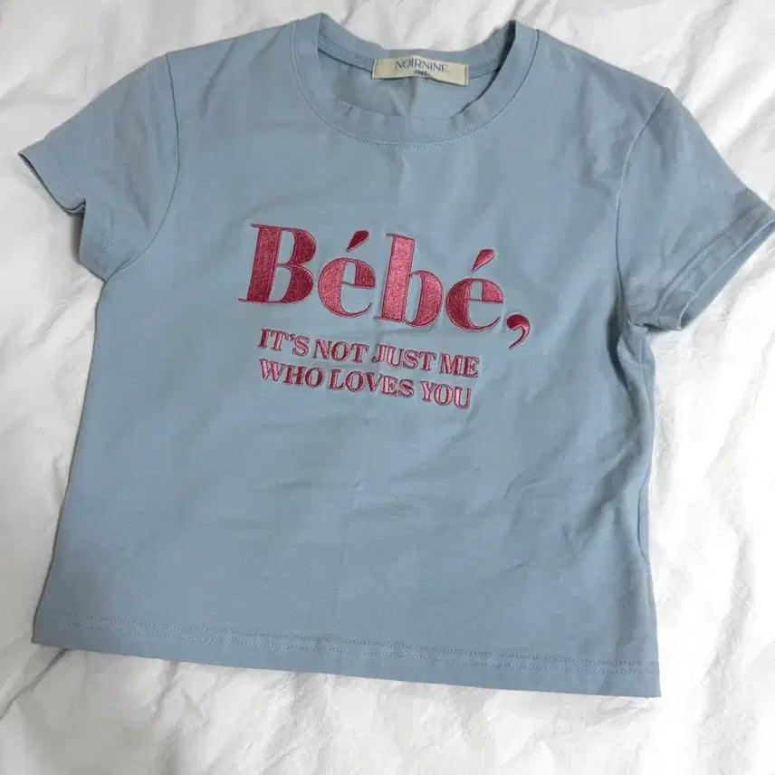 [BUNJANG] Noir Nine Bebe Logo Short Sleeve Crop T-shirt Blue / 누아르나인 베베 로고 반팔크롭 티셔츠 블루