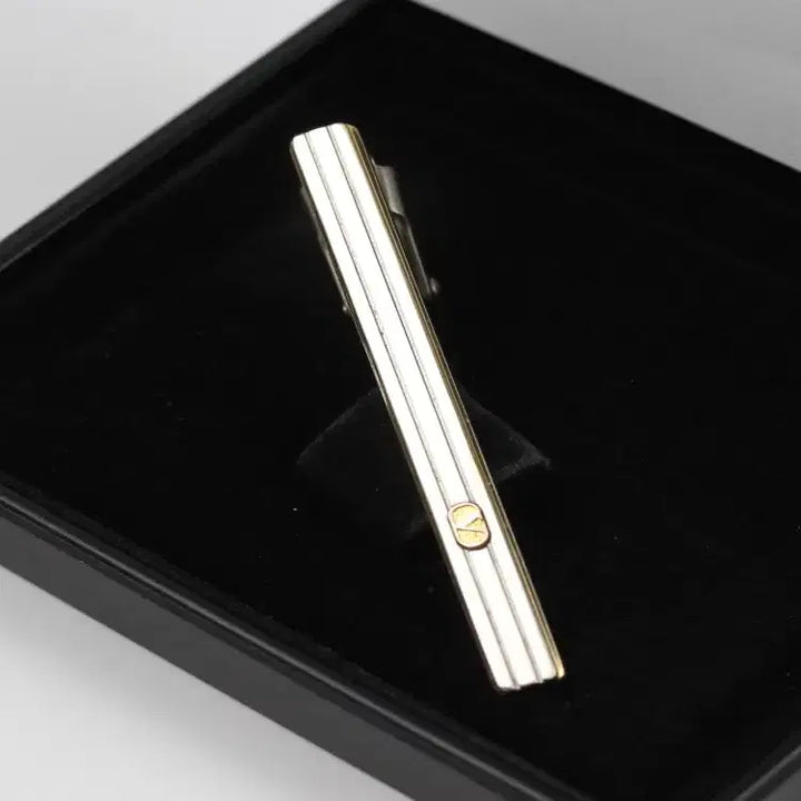 [BUNJANG] Valentino Garavani B+ Grade 5.5cm High-End Luxury Tie Clip / 발렌티노 가라바니 B+등급 5.5cm 하이엔드 명품넥타이핀
