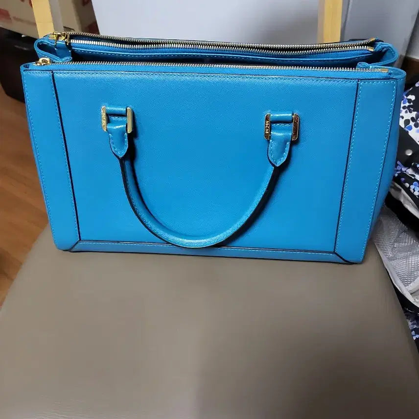 [BUNJANG] MCM Shoulder Bag / 엠씨엠 가방 성주택 있어요