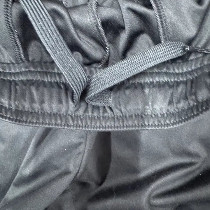 [BUNJANG] Adidas Training Shorts - Size L / 아디다스 트레이닝 반바지 L