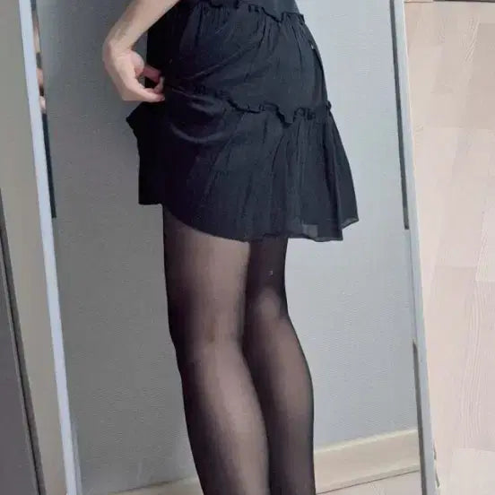 [BUNJANG] Frill Sleeveless Mini Dress / 귀여운 프릴 민소매 원피스