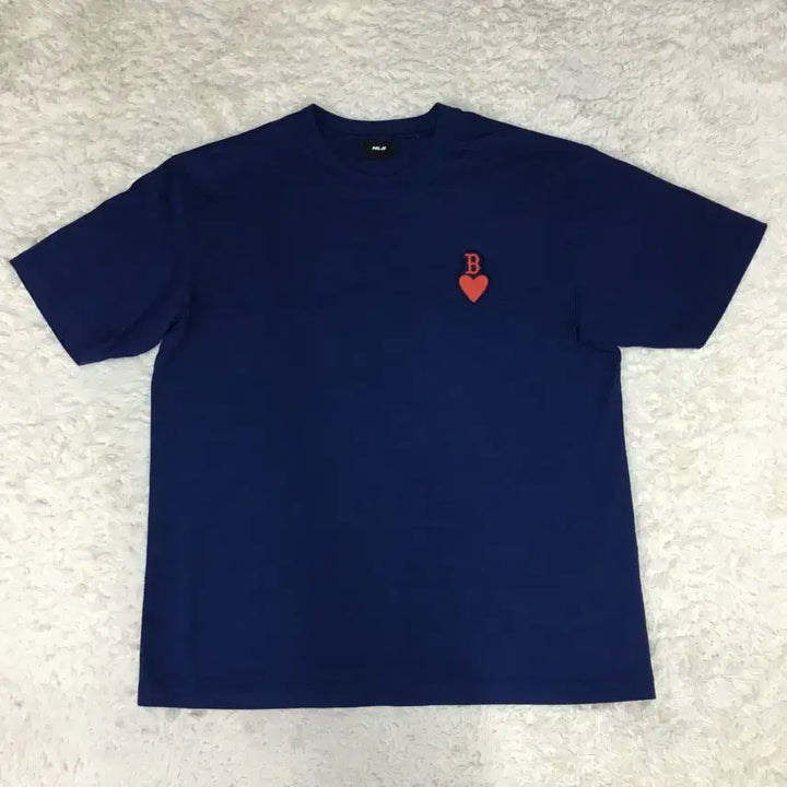 [BUNJANG] MLB Small Heart Short-Sleeved T-Shirt / MLB 스몰하트 반팔티 만원샵 FF17