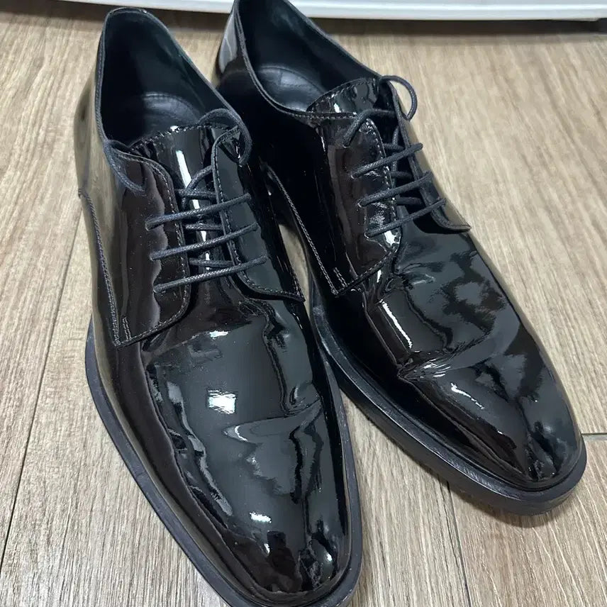 [BUNJANG] Balmain Enamel Derby Shoes (Size 41) with Vibram Sole Reinforcement / 발망 BALMAIN 에나멜 더비슈즈 41사이즈 비브람보강