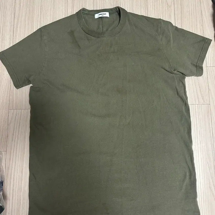 [BUNJANG] Dbsr Muscle Fit T-Shirt - Size L / Dbsr 덤브스트럭 머슬핏티셔츠 L