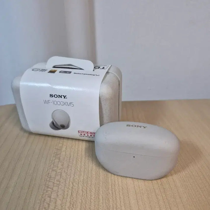 [SOLD OUT] 침수된 wf 1000xm5 풀박스 팝니다