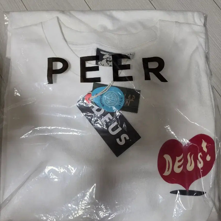 [BUNJANG] Deus Ex Machina Deep Cut T-Shirt White XL / [새상품XL] 데우스 엑스 마키나 딥 컷 티셔츠 화이트