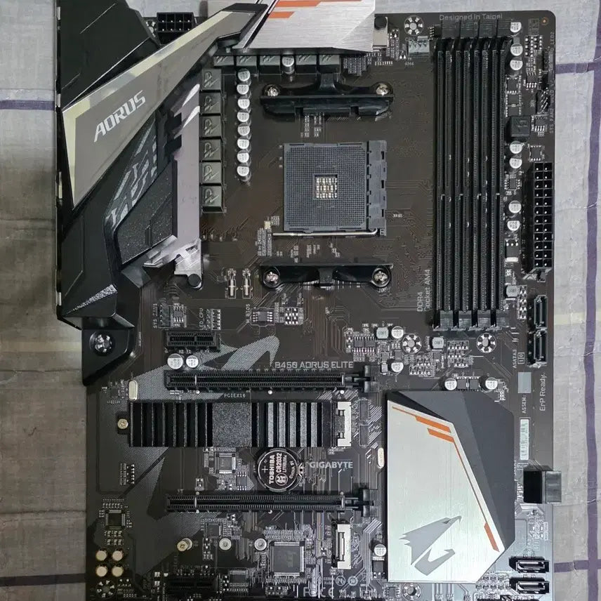 [SOLD OUT] 기가바이트 B450 AORUS ELITE + 라이젠5 3600X