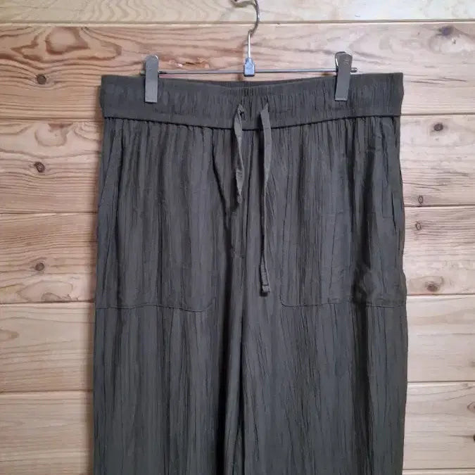 [BUNJANG] Celeb Shop Pleated Wide Pants / 셀럽샵 플리츠 와이드 팬츠