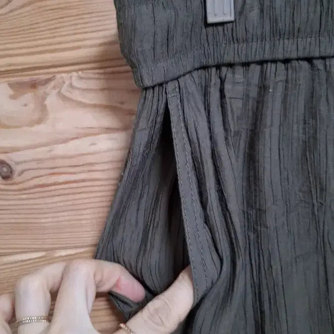 [BUNJANG] Celeb Shop Pleated Wide Pants / 셀럽샵 플리츠 와이드 팬츠