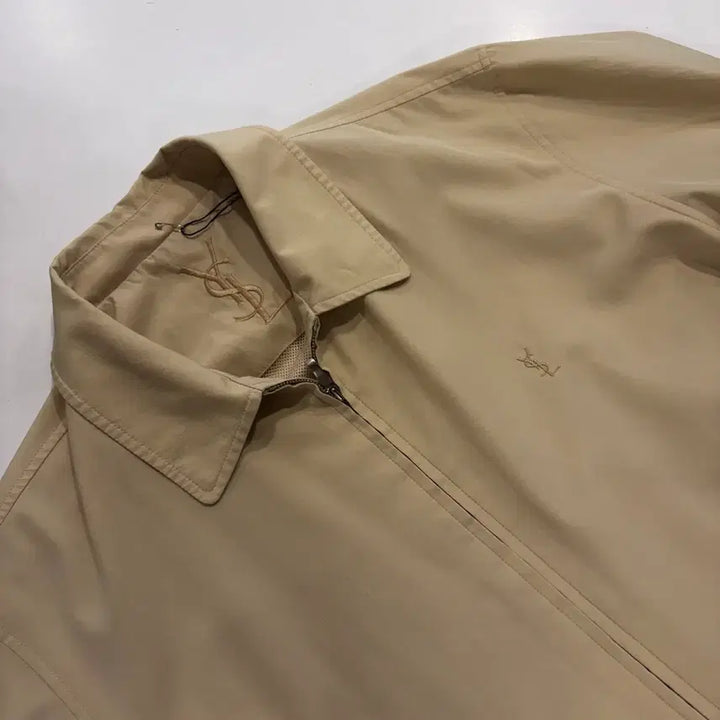 [SOLD OUT] [100] 입생로랑 뿌르 옴므 폴리 집업 자켓 베이지