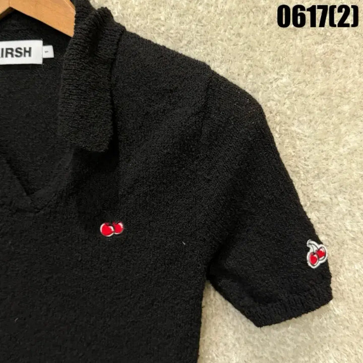 [BUNJANG] Kirsh Black Short-Sleeve Knit Cherry Embroidery XS / 키르시 블랙 반팔 니트 체리 자수 xs
