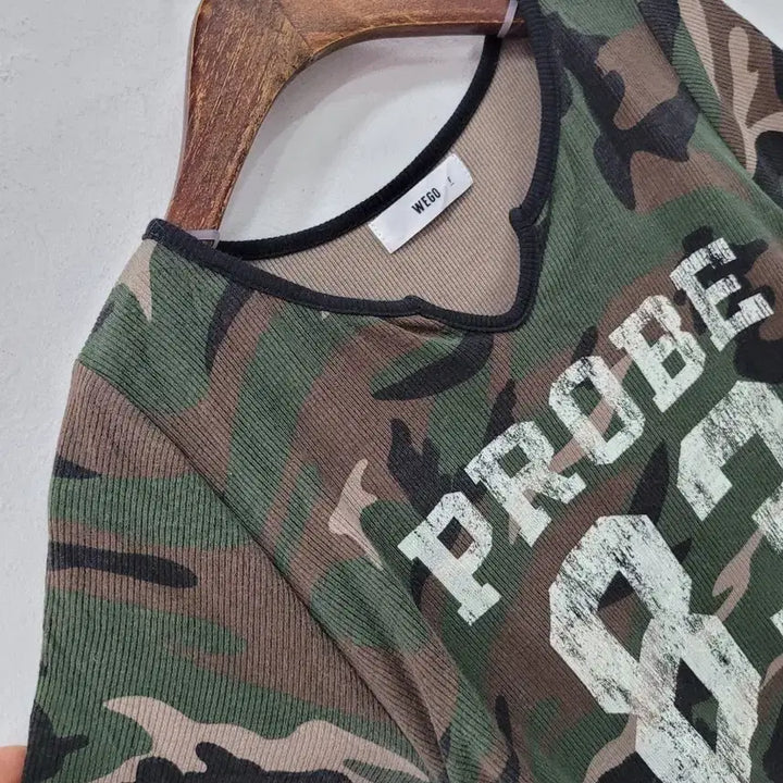 [BUNJANG] Wego Camouflage Shirring Crop T-Shirt / 위고 카모플라쥬 셔링 크롭 티셔츠