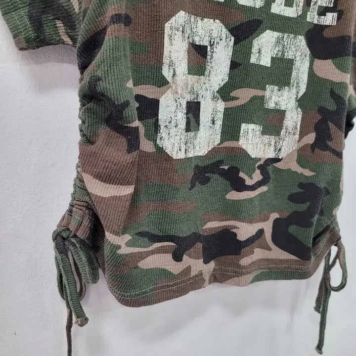 [BUNJANG] Wego Camouflage Shirring Crop T-Shirt / 위고 카모플라쥬 셔링 크롭 티셔츠