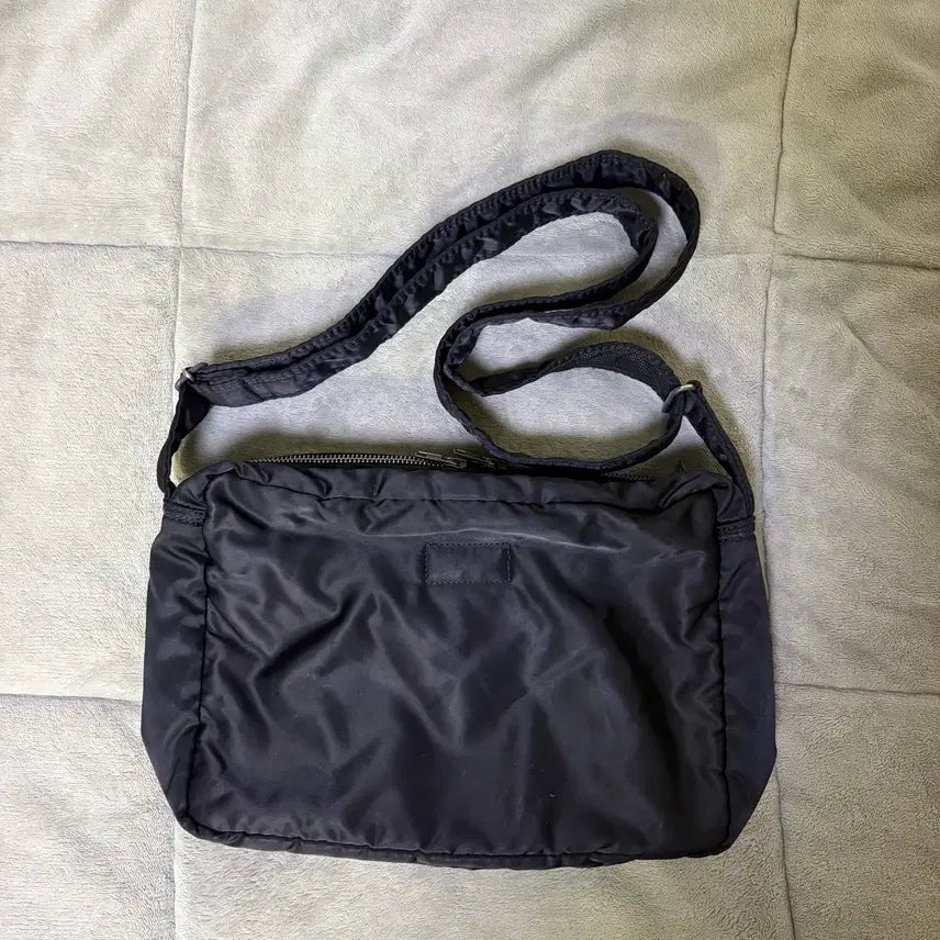 [BUNJANG] Porter Yoshida Tanker Shoulder Bag L Black / porter 요시다 포터 탱커 숄더백 L 블랙