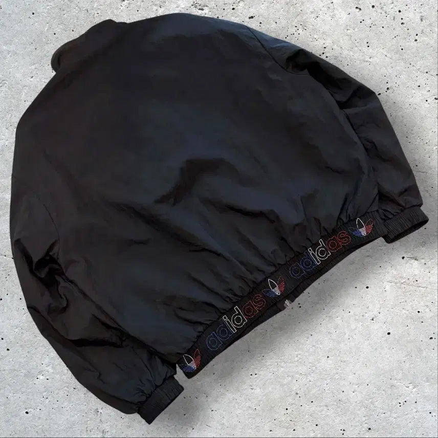 [BUNJANG] Adidas Jafona Nylon Track Top Black / [S] 아디다스 자포나 나일론 트랙탑 블랙 삼선 로고 포인트