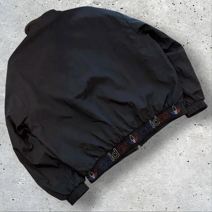 [BUNJANG] Adidas Jafona Nylon Track Top Black / [S] 아디다스 자포나 나일론 트랙탑 블랙 삼선 로고 포인트