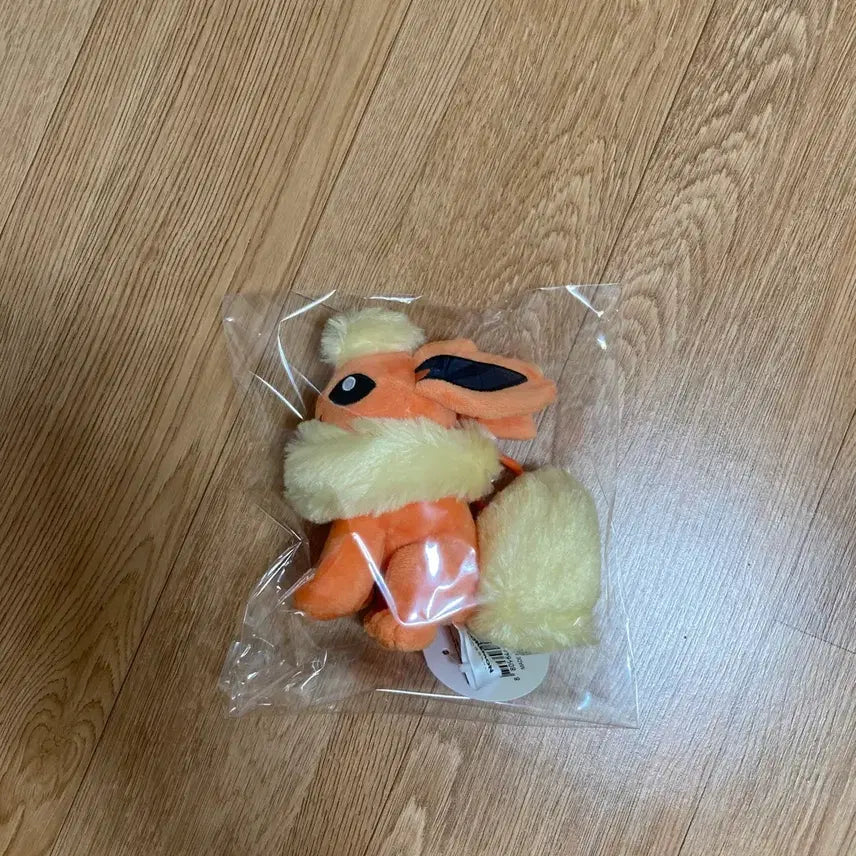 [BUNJANG] Pokemon Booster Plush Keychain / 포켓몬 부스터 인형 키링