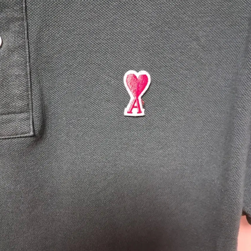 [SOLD OUT] 아미 하트 로고 카라티 그린 M(95)
