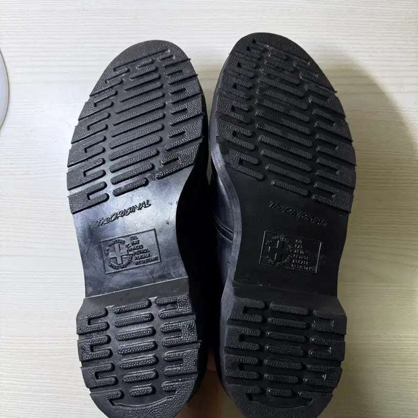 [BUNJANG] Dr. Martens 1461 3-Eye Mono Black (UK 6) / 250,255,260) 닥터마틴 1461 3홀 모노 블랙 uk6