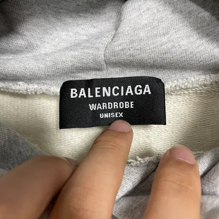 [BUNJANG] Balenciaga Political Embroidered Wave Logo Hoodie L / [새상품급/L] 발렌시아가 폴리티컬 자수 웨이브로고 후드티