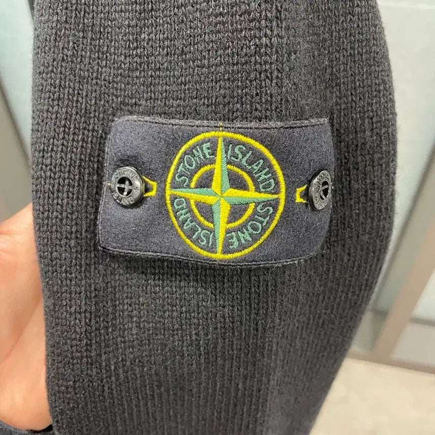 [BUNJANG] Stone Island 24FW Lambswool Zip-Up Cardigan XL / [새상품급/24fw] 스톤아일랜드 램스울 집업 가디건 XL