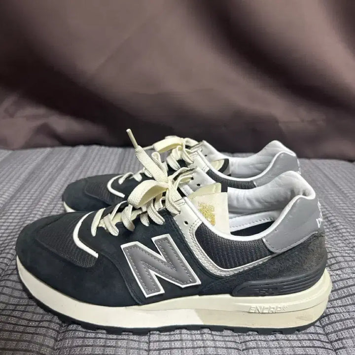 [BUNJANG] New Balance 574 Legacy Black Sneakers (270mm) / 뉴발란스 574 레거시 블랙 270