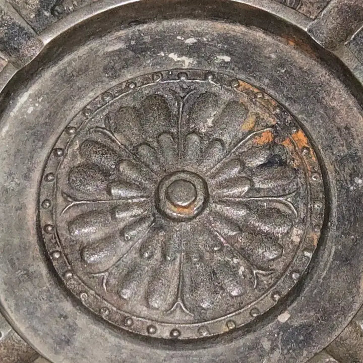 [BUNJANG] Japanese Colonial Era Bronze Mortar with Engraved National Treasure Cultural Heritage / 우리나라 국보로 지정된 문화유산이 조각된 일제강점기의 동재떨이