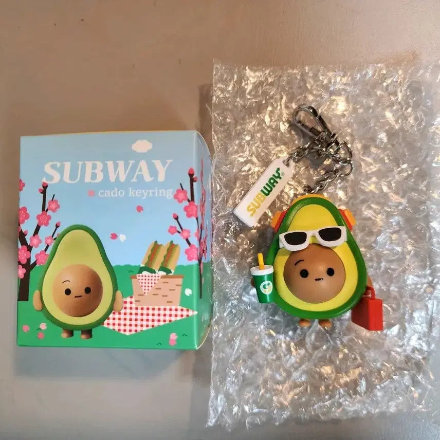 [BUNJANG] Subway Avocado Musiccado Keyring New / 서브웨이 아보카도 뮤직카도 키링 새상품
