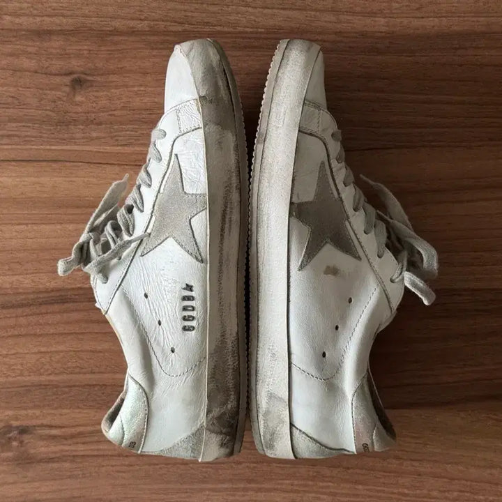 [BUNJANG] Golden Goose Superstar White Silver Tab Sneakers (EU 40) / 골든구스 슈퍼스타 화이트 실버탭 (EU 40)