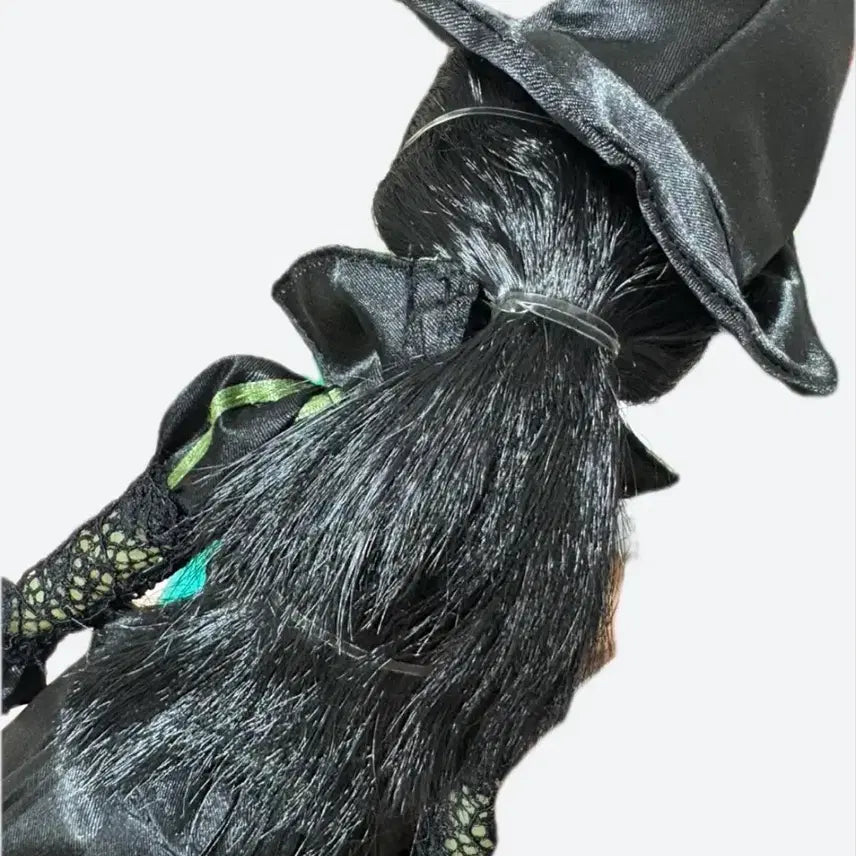 [BUNJANG] Living Dead Dolls Wizard of Oz Wicked Witch (Fluorescent) - Pre-owned / [택포4] 리빙데드돌 오즈의마법사 마녀 (형광)