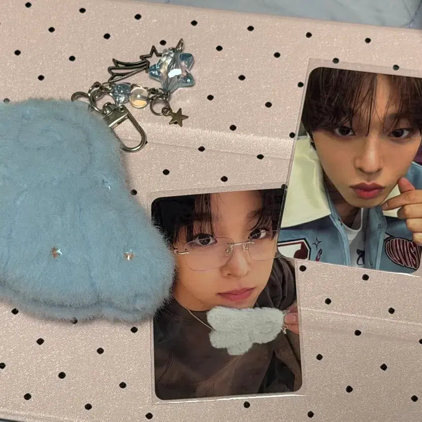 [BUNJANG] NCT WISH Riku Summer Exhibition Wing Keyring Set + 50,000 KRW Photocard / 엔시티위시 리쿠 여름 전시회 날개 키링 세트 + 5만원 포카