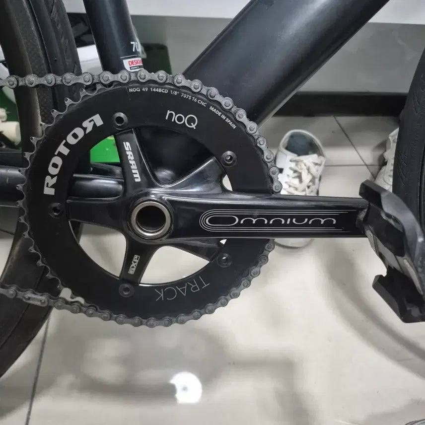 [BUNJANG] Shimano Ultegra R8000 Crankset 165mm with Bottom Bracket and Chainring / 옴니움 암비비셋 + 500페달