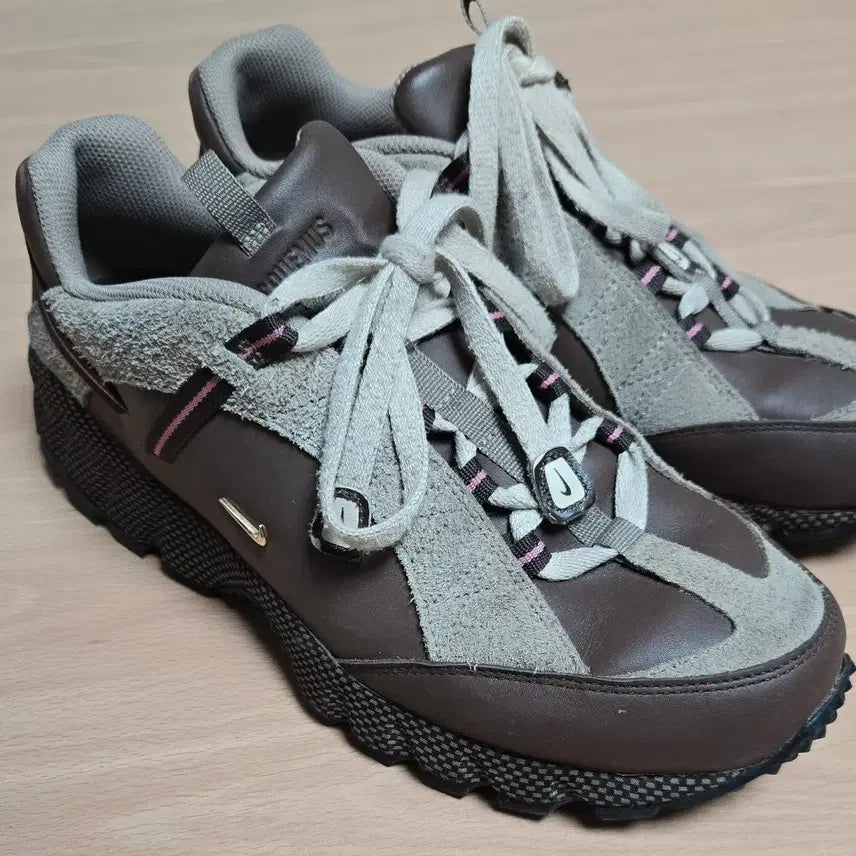 [BUNJANG] Nike Jacquemus Humara Sneakers Brown/Pink US 11 (280mm) / 나이키 자크뮈스 휴마라 280 (US11)
