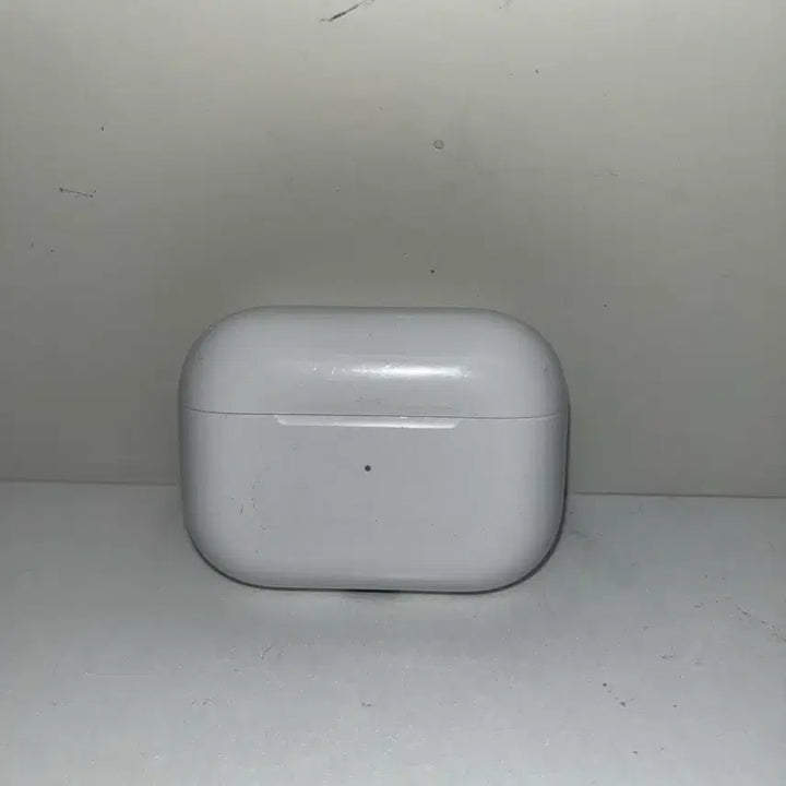 [BUNJANG] Apple AirPods Pro 2nd Gen Charging Case (USB-C) / 에어팟 프로2 본체 [정품/풀박스]