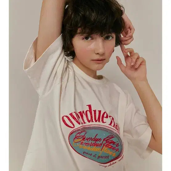 [BUNJANG] Overdue Flare Boxy T-Shirt Ivory Oversized Fit / 새상품 상태) 오버듀플레어 박시 티 반팔 아이보리 오버핏