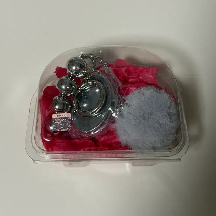 [BUNJANG] Red Velvet Chill Kill Wendy Keyring / 레드벨벳 칠킬 팝업 굿즈 키링 웬디