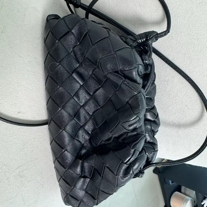 [BUNJANG] Bottega Veneta Mandu Bag Black Leather / 보테가베네타 만두백