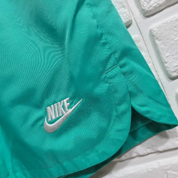 [BUNJANG] Nike 2023 Woven Shorts / 새상품 2023년 나이키 우븐 반바지 라지
