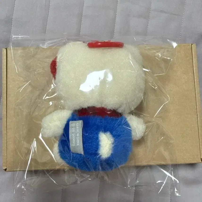[BUNJANG] Fluffy Hello Kitty Plush Keychain New Arrival / 복실복실 헬로키티 인형키링 새상품
