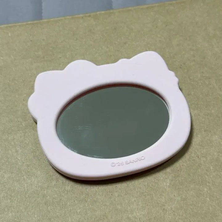 [BUNJANG] Hello Kitty Mini Hand Mirror New / 헬로키티 미니 손거울 새상품