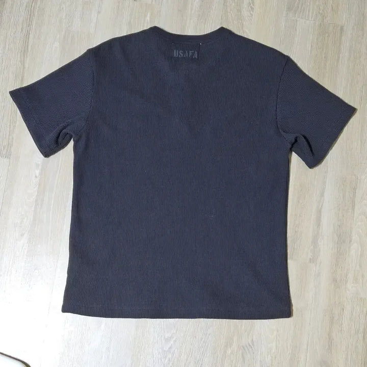 [BUNJANG] Discus Athletic USAFA Waffle Henley Short Sleeve T-Shirt Charcoal L / 무신사 디스커스애슬레틱 USAFA 와플헨리넥반팔티셔츠 차콜L