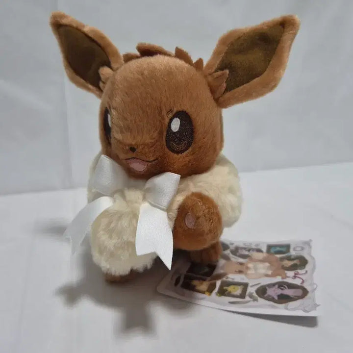 [BUNJANG] High Five Eevee Plush Toy New / 하이파이브 이브이 인형 일포센 새상품